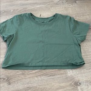 Urban: GRN cropped top